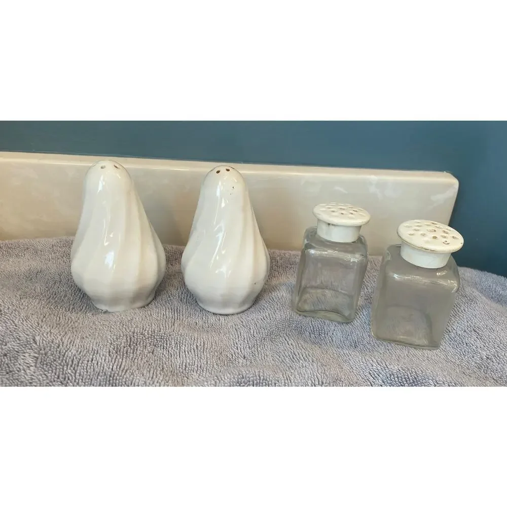 2 Sets Vintage Salt & Pepper Shakers